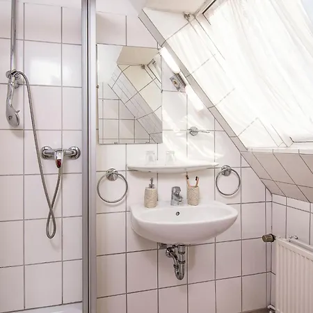 Schwalbennest Iii By Interhome