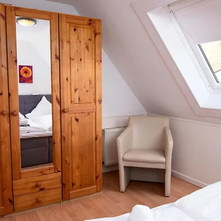 Apartment Schwalbennest Iii By Interhome Norddeich (Norden)